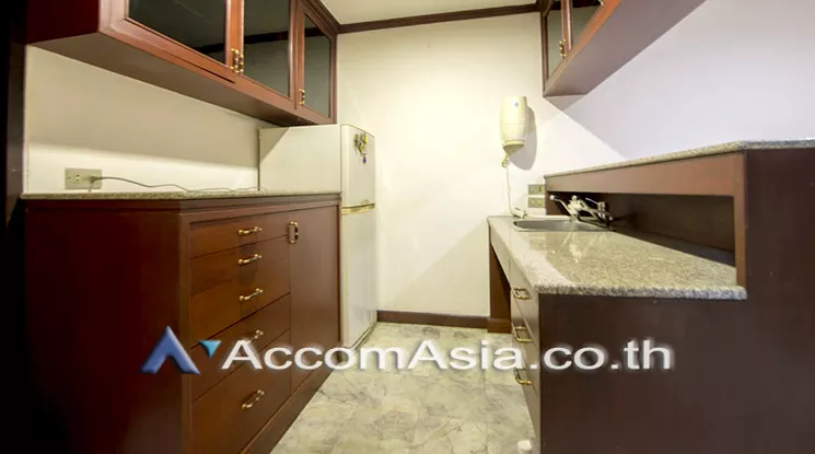 15  5 br Townhouse For Rent in sukhumvit ,Bangkok BTS Thong Lo AA21398