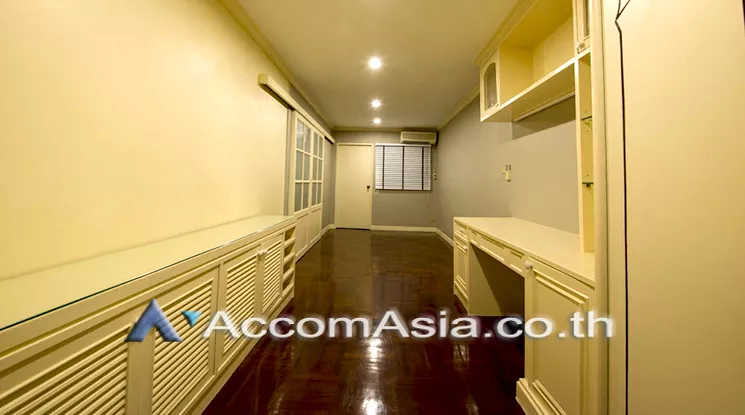 19  5 br Townhouse For Rent in sukhumvit ,Bangkok BTS Thong Lo AA21398