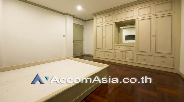 23  5 br Townhouse For Rent in sukhumvit ,Bangkok BTS Thong Lo AA21398
