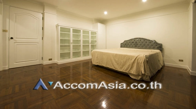 30  5 br Townhouse for rent and sale in Sukhumvit ,Bangkok BTS Thong Lo AA21398