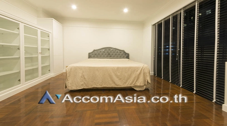 31  5 br Townhouse for rent and sale in Sukhumvit ,Bangkok BTS Thong Lo AA21398