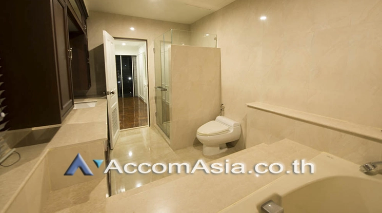 32  5 br Townhouse for rent and sale in Sukhumvit ,Bangkok BTS Thong Lo AA21398