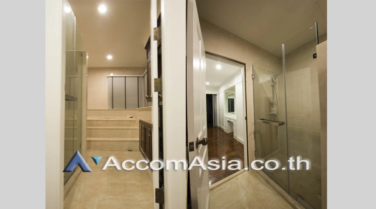 34  5 br Townhouse for rent and sale in Sukhumvit ,Bangkok BTS Thong Lo AA21398