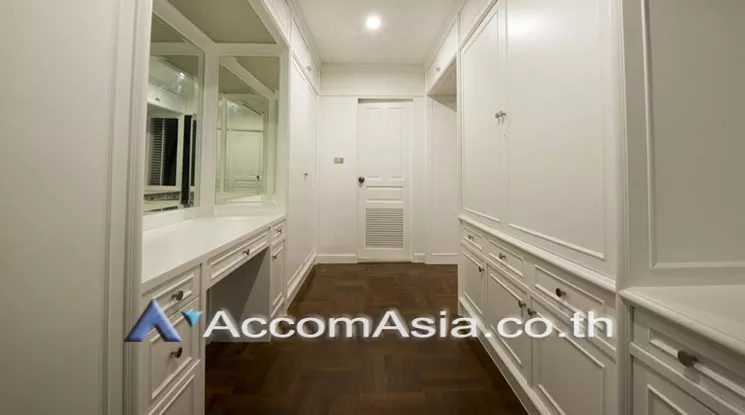 34  5 br Townhouse For Rent in sukhumvit ,Bangkok BTS Thong Lo AA21398