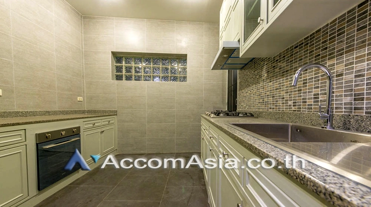8  5 br Townhouse for rent and sale in Sukhumvit ,Bangkok BTS Thong Lo AA21398