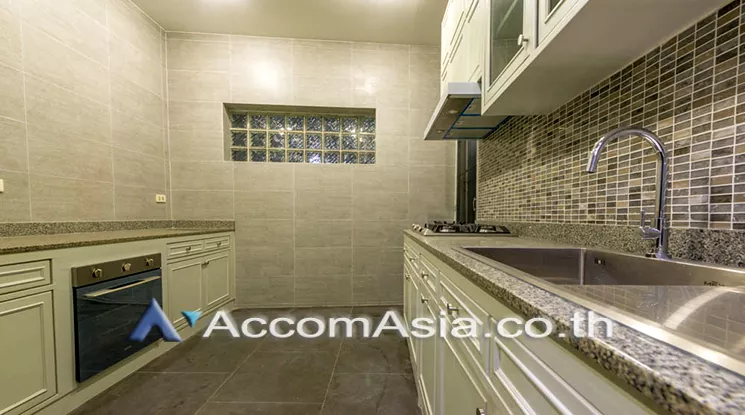 7  5 br Townhouse For Rent in sukhumvit ,Bangkok BTS Thong Lo AA21398