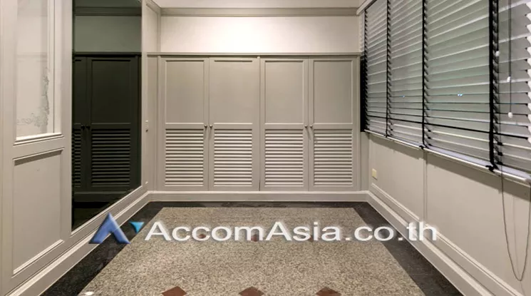 10  5 br Townhouse For Rent in sukhumvit ,Bangkok BTS Thong Lo AA21398