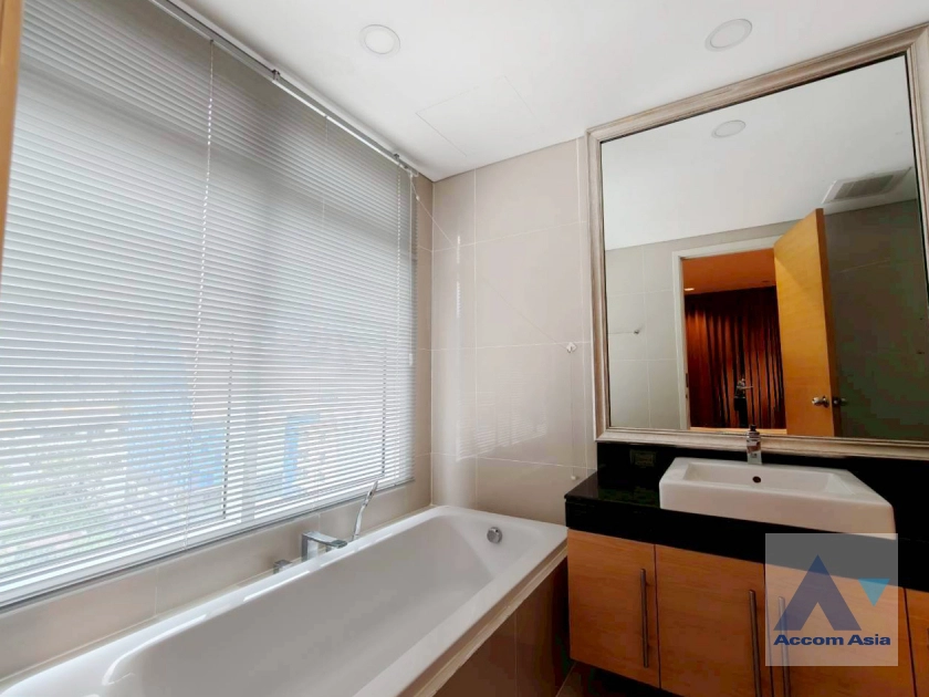 15  2 br Condominium For Rent in Sukhumvit ,Bangkok BTS Ekkamai at Fullerton Sukhumvit AA21399