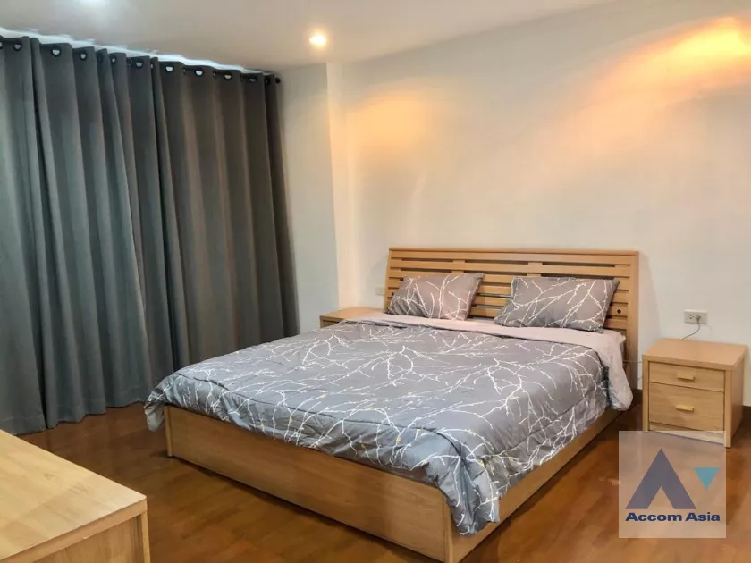 5  1 br Condominium for rent and sale in Sukhumvit ,Bangkok BTS Nana at Baan Siri Sukhumvit 13 AA21403