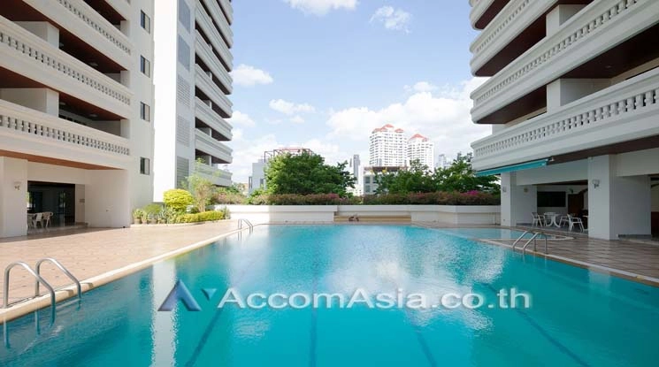 11  3 br Apartment For Rent in Sukhumvit ,Bangkok BTS Thong Lo at Suite For Family AA21427