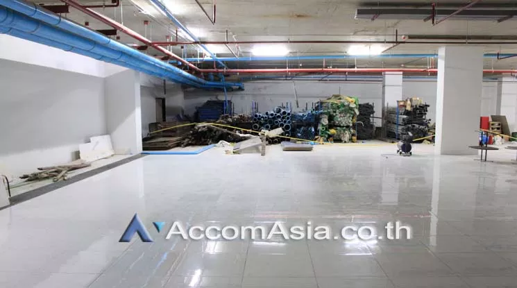 11  Retail / Showroom For Rent in Sukhumvit ,Bangkok BTS Phrom Phong at US Tower AA21437