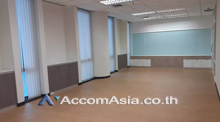  2  Office Space For Rent in  ,Bangkok BTS Ari at IBM Building AA21468