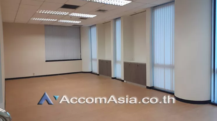 8  Office Space For Rent in  ,Bangkok BTS Ari at IBM Building AA21468