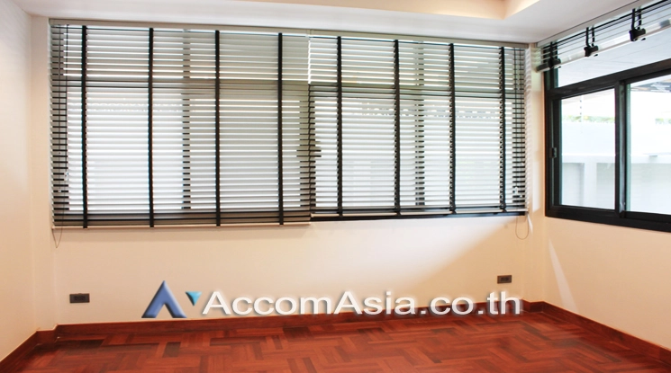 14  4 br House for rent and sale in Sukhumvit ,Bangkok BTS Phra khanong AA21472