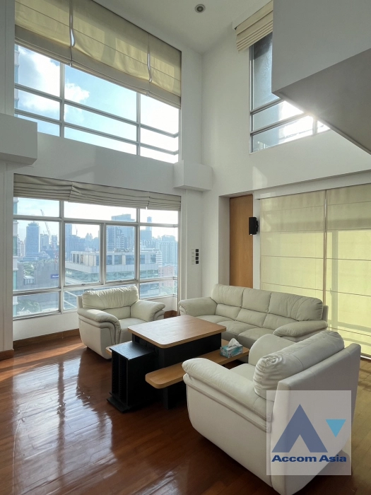 unitDuplex Condo, Pet friendly |  2 Bedrooms  Condominium For Sale in Ploenchit, Bangkok  near BTS Chitlom (AA21473)