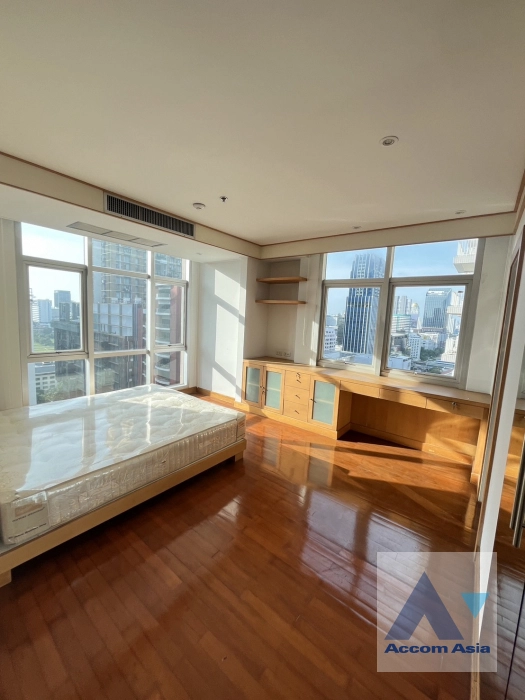 11  2 br Condominium For Sale in Ploenchit ,Bangkok BTS Chitlom at Grand Langsuan AA21473