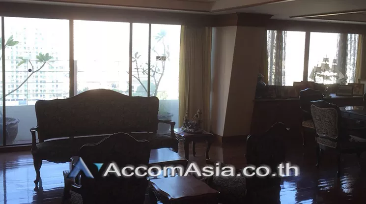 7  4 br Condominium For Sale in Silom ,Bangkok BTS Chong Nonsi at Diamond Tower AA21486