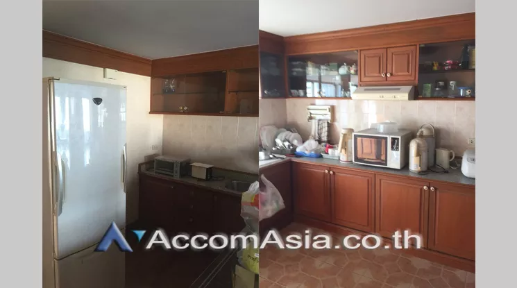 8  4 br Condominium For Sale in Silom ,Bangkok BTS Chong Nonsi at Diamond Tower AA21486