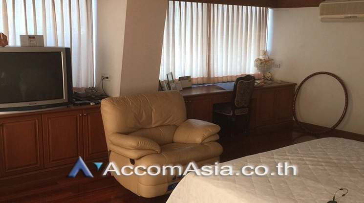 11  4 br Condominium For Sale in Silom ,Bangkok BTS Chong Nonsi at Diamond Tower AA21486