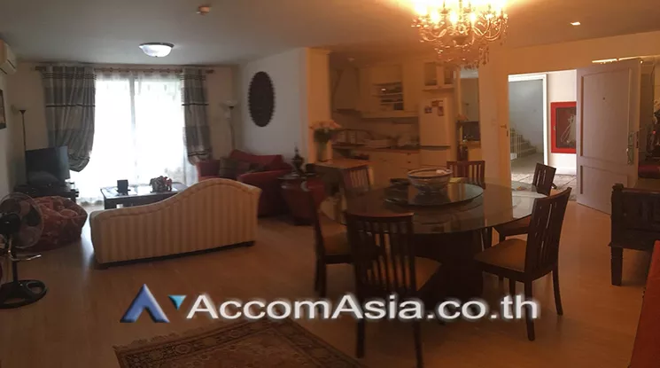 unit 2 Bedrooms  Condominium For Rent & Sale in Sukhumvit, Bangkok  near BTS Phrom Phong (AA21508)