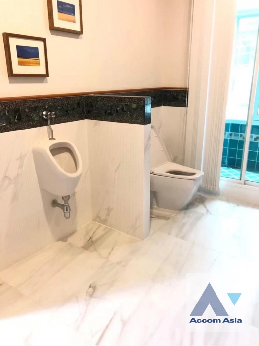 20  6 br House for rent and sale in Bang Na ,Bangkok BTS Bearing at House in compound AA21517