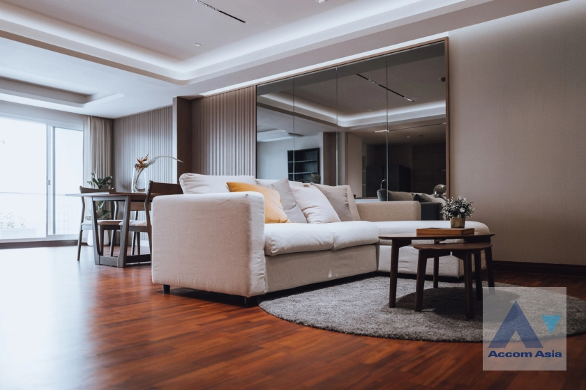 unit 2 Bedrooms  Condominium For Rent in Sathorn, Bangkok  near BRT Thanon Chan (AA21529)