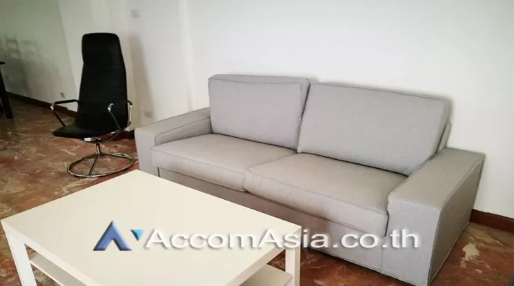 Home Office, Pet friendly |  4 Bedrooms  House For Rent in Sukhumvit, Bangkok  near BTS Phrom Phong (AA21531)