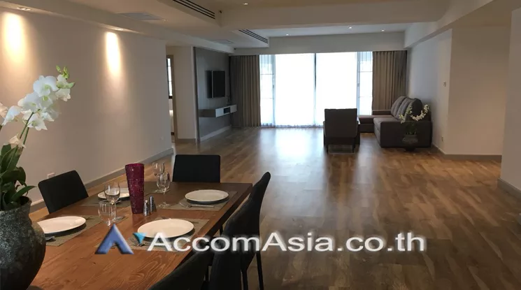 Big Balcony, Pet friendly |  3 Bedrooms  Apartment For Rent in Sukhumvit, Bangkok  near BTS Asok - MRT Sukhumvit (AA21541)