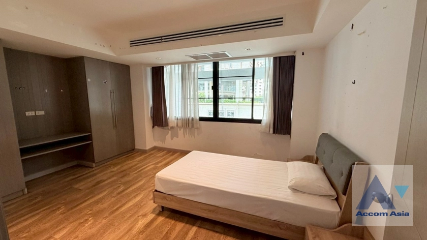 13  3 br Apartment for rent and sale in Sukhumvit ,Bangkok BTS Asok - MRT Sukhumvit at Newly Renovated AA21541