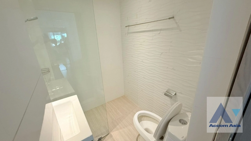 28  3 br Apartment for rent and sale in Sukhumvit ,Bangkok BTS Asok - MRT Sukhumvit at Newly Renovated AA21541