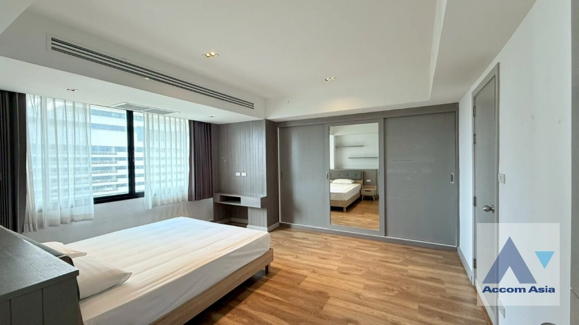 23  3 br Apartment for rent and sale in Sukhumvit ,Bangkok BTS Asok - MRT Sukhumvit at Newly Renovated AA21541