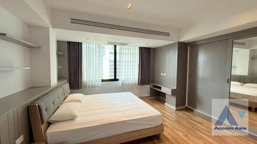 22  3 br Apartment for rent and sale in Sukhumvit ,Bangkok BTS Asok - MRT Sukhumvit at Newly Renovated AA21541