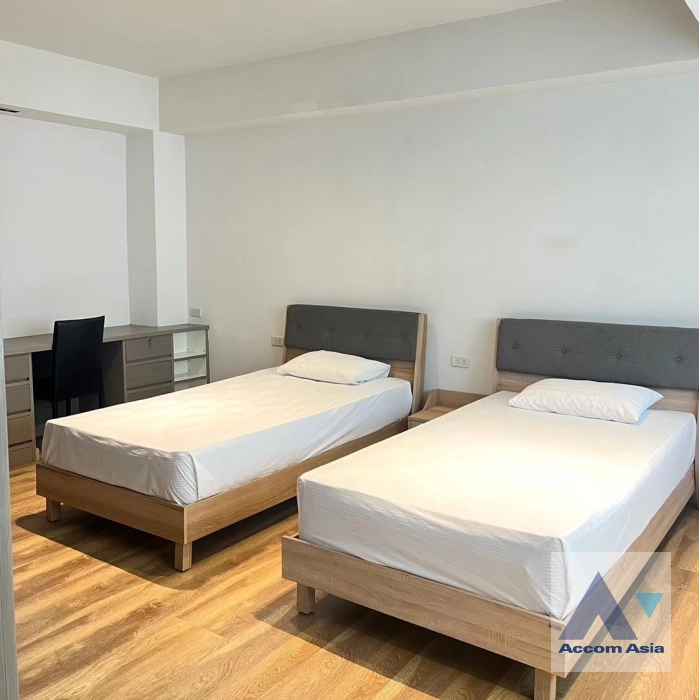 8  2 br Apartment for rent and sale in Sukhumvit ,Bangkok BTS Asok - MRT Sukhumvit at Newly Renovated AA21543