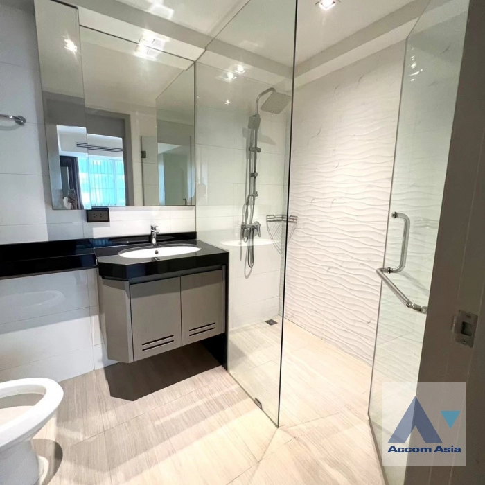 9  2 br Apartment for rent and sale in Sukhumvit ,Bangkok BTS Asok - MRT Sukhumvit at Newly Renovated AA21543
