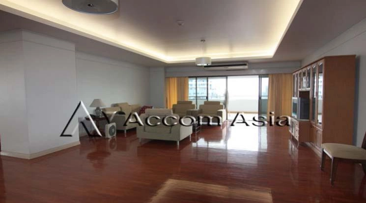 Big Balcony |  Tower Park Condominium  4 Bedroom for Rent BTS Nana in Sukhumvit Bangkok