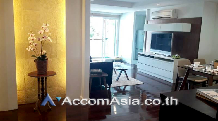 unit 2 Bedrooms  Condominium For Rent in Sukhumvit, Bangkok  near BTS Ekkamai (AA21554)