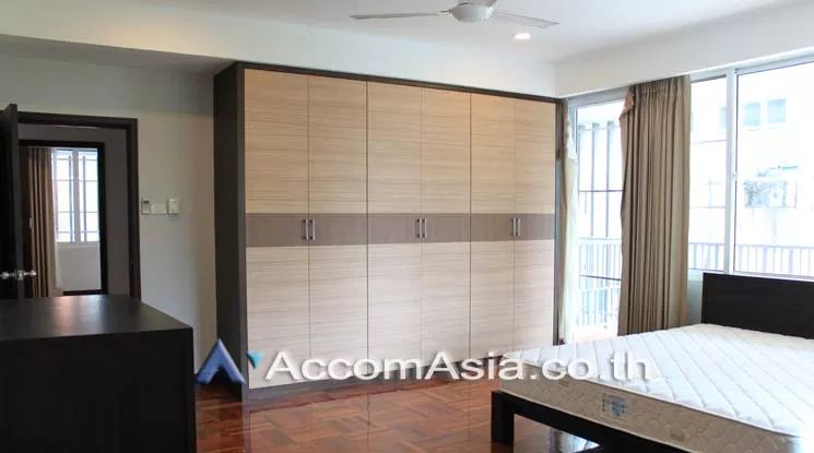 8  3 br Apartment For Rent in Sukhumvit ,Bangkok BTS Nana at Homely Apartment AA21566