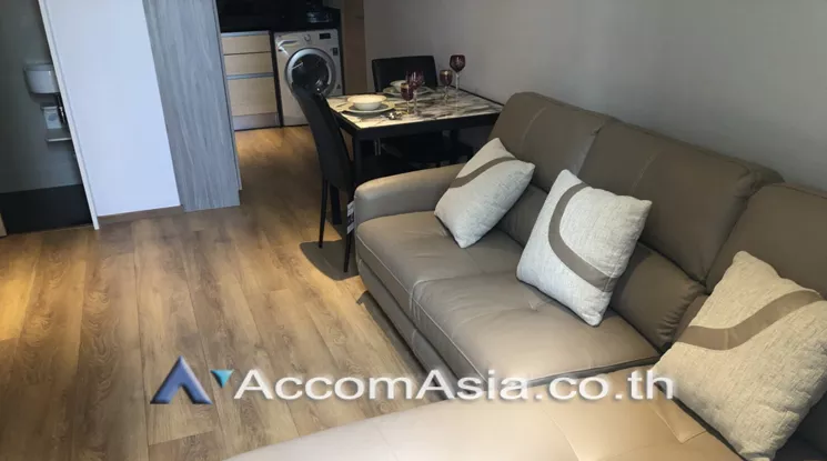unit 1 Bedroom  Condominium For Rent in Sukhumvit, Bangkok  near BTS Phrom Phong (AA21600)