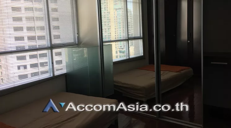 unit 2 Bedrooms  Condominium For Rent & Sale in Ploenchit, Bangkok  near BTS Chitlom (AA21621)