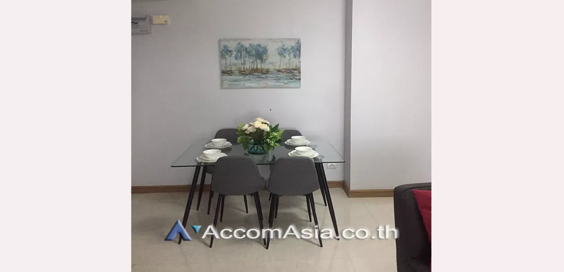  2 Bedrooms  Condominium For Rent & Sale in Ratchadapisek, Bangkok  near BTS Ekkamai (AA21634)