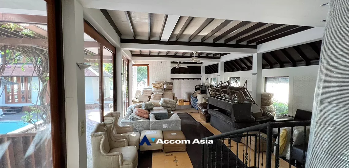 6  5 br House For Rent in sukhumvit ,Bangkok BTS Phrom Phong AA21645