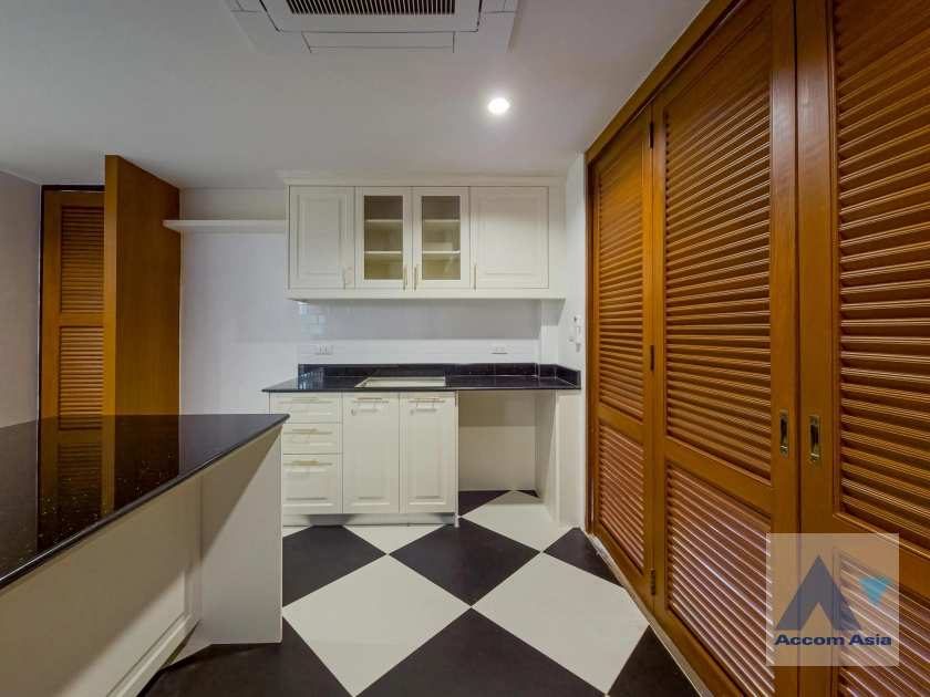 11  4 br House for rent and sale in Sukhumvit ,Bangkok BTS Phrom Phong AA21645