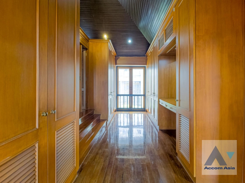 19  4 br House for rent and sale in Sukhumvit ,Bangkok BTS Phrom Phong AA21645