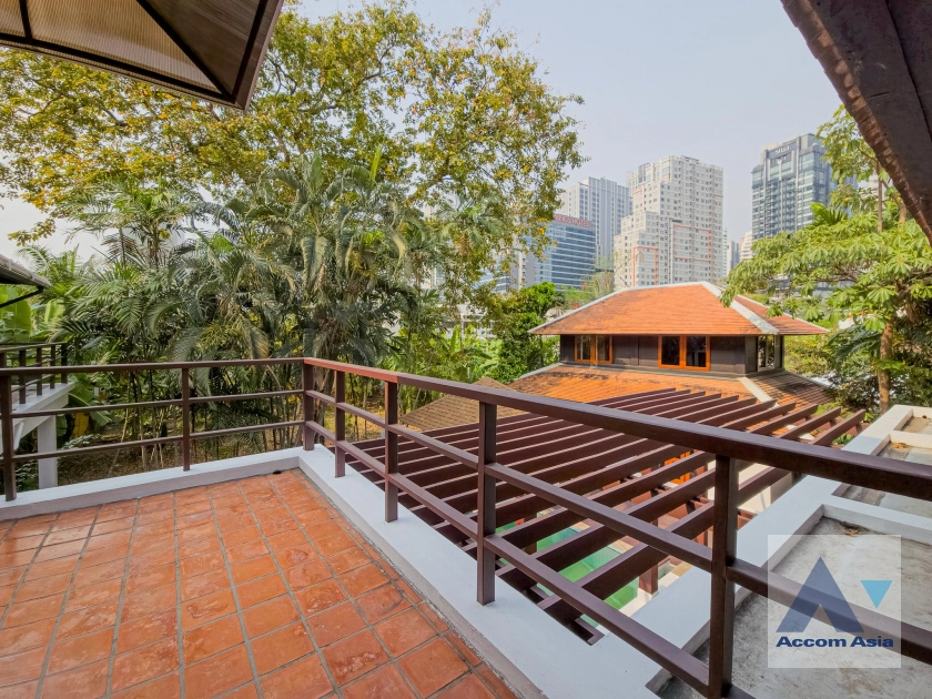 25  4 br House for rent and sale in Sukhumvit ,Bangkok BTS Phrom Phong AA21645