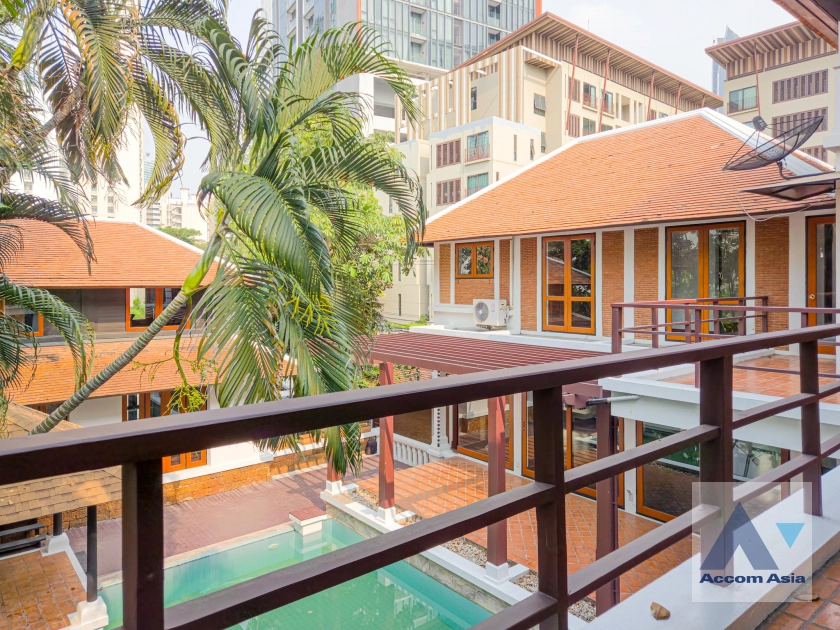 23  4 br House for rent and sale in Sukhumvit ,Bangkok BTS Phrom Phong AA21645