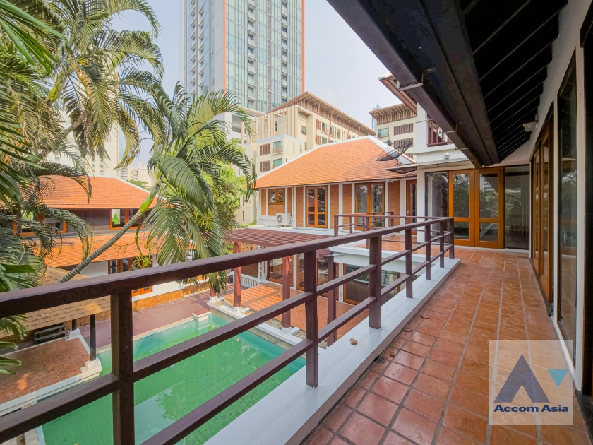 26  4 br House for rent and sale in Sukhumvit ,Bangkok BTS Phrom Phong AA21645