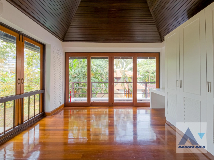 29  4 br House for rent and sale in Sukhumvit ,Bangkok BTS Phrom Phong AA21645