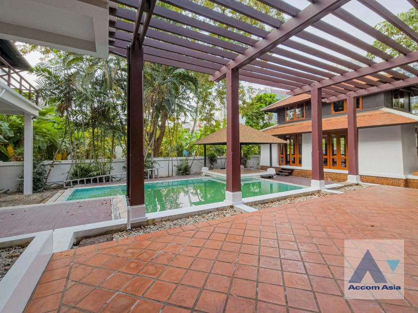 50  4 br House for rent and sale in Sukhumvit ,Bangkok BTS Phrom Phong AA21645