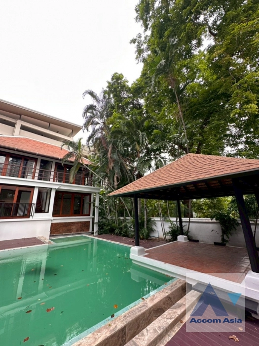 55  4 br House for rent and sale in Sukhumvit ,Bangkok BTS Phrom Phong AA21645