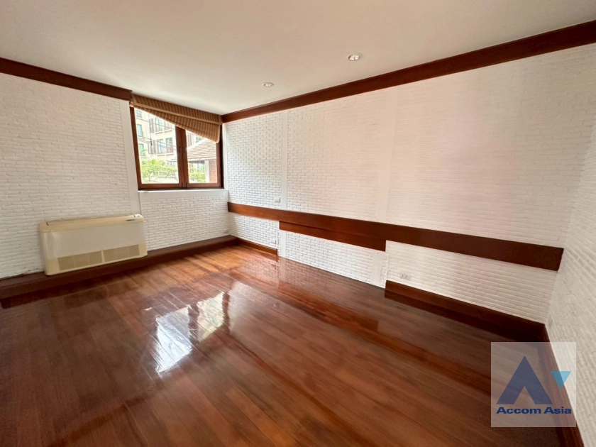 44  4 br House for rent and sale in Sukhumvit ,Bangkok BTS Phrom Phong AA21645